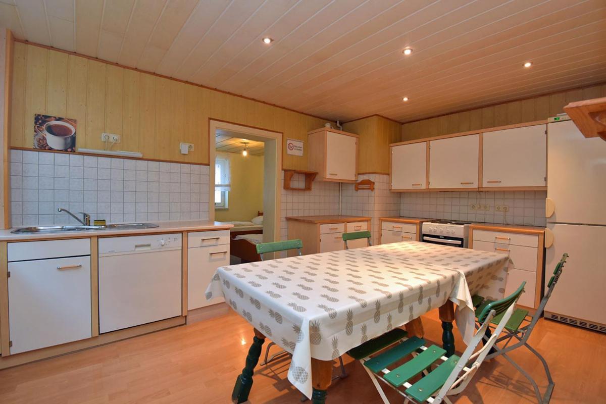 Monteurhaus-Arbeiterunterkunft Haus Markus Suhl Dış mekan fotoğraf