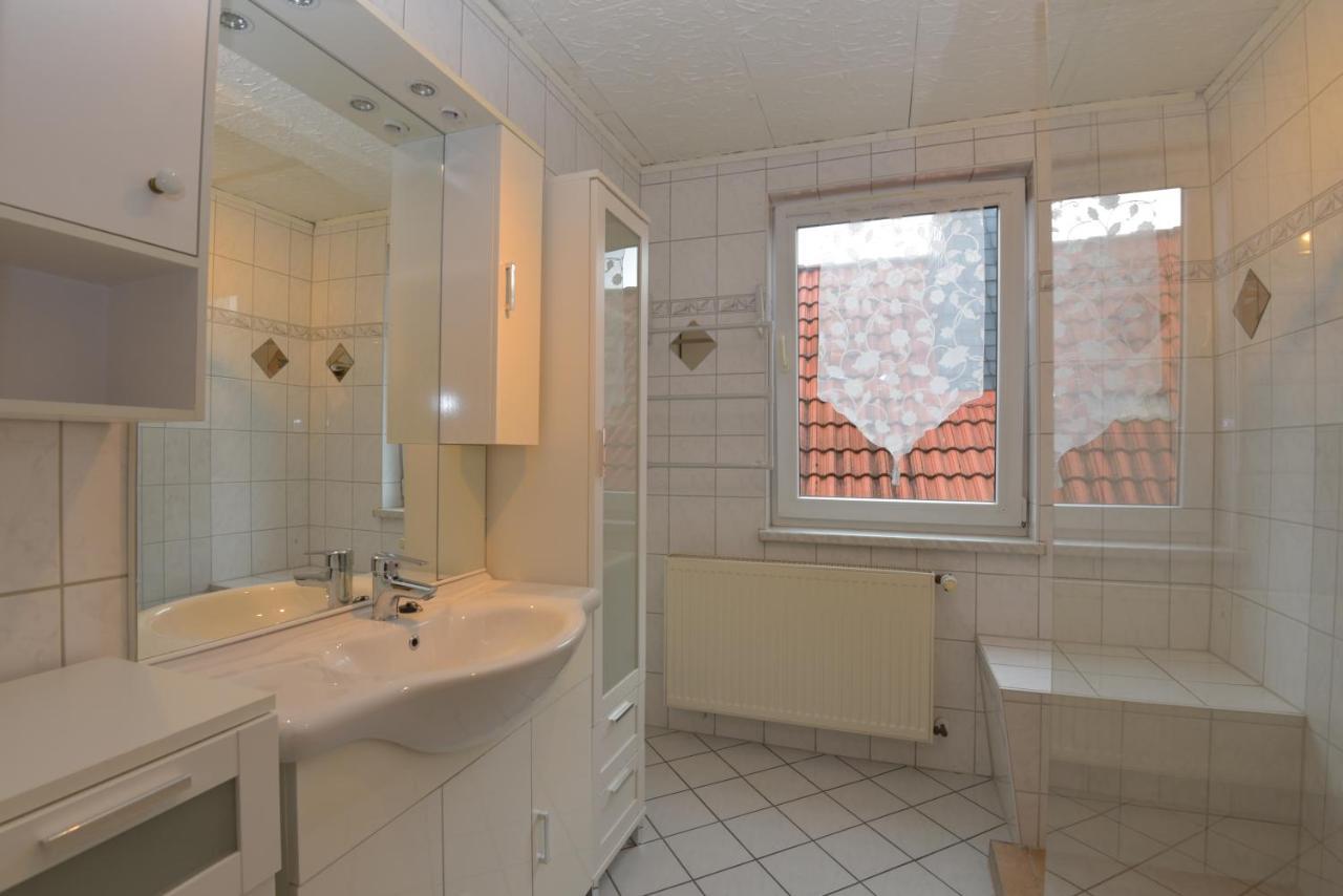 Monteurhaus-Arbeiterunterkunft Haus Markus Suhl Dış mekan fotoğraf